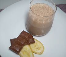 Шоколадно-банановый милкшейк