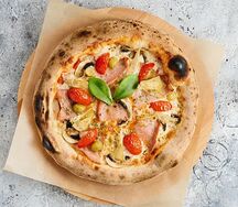 Пицца Капричозе