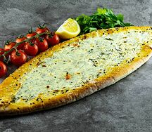 Пиде с белым сыром