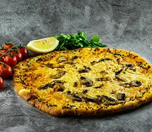 Пицца с грибами