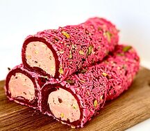 Клубничный лукум с фундуком