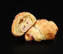 Круассан с ветчиной и сыром