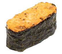Запеченные суши с крабом