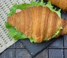 Круассан с ветчиной и сыром