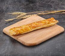 Слойка с ветчиной и сыром
