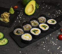 Ролл с сыром и кальмаром