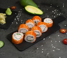 Ролл Калифорния с крабом