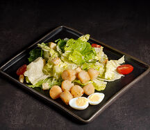 Цезарь с морским гребешком