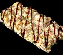 Суши-пицца с курицей и беконом