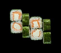 Ролл с лососем и сливочным сыром