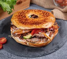 Шаурма в лепёшке с говядиной (халяль)