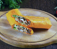 Шаурма в сырном лаваше