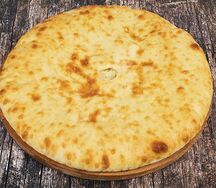 Пирог с курицей, сыром и грибами