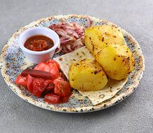 Картофель на мангале