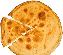 Пирог с зеленью и сыром