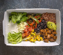 Салат Боул с говядиной