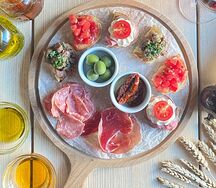 Vino tapas set