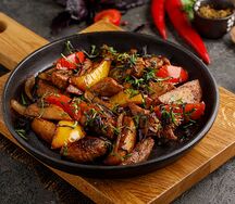Сковородка Свинина с овощами