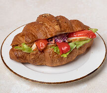 Сэндвич с печёным перцем и грудкой