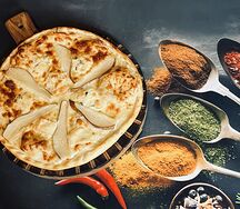 Хачапури с грушей и сыром