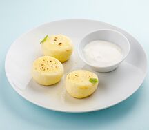 Безглютеновые классические сырники со сметаной