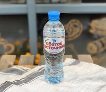 Вода Святой источник негазированная