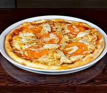 Пицца с курицей и томатами