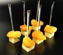Канапе сыр и курага 6 шт