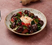 Салат с куриной печенью