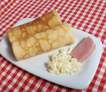 Блины с ветчиной и сыром