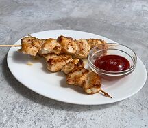 Мини-шашлычки из курицы
