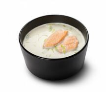 Сливочный суп с лососем