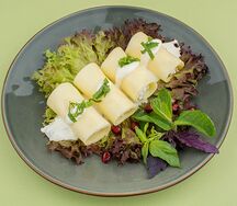 Сырные рулетики