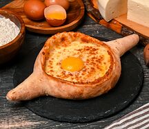 Хачапури по-аджарски 