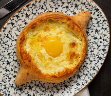 Хачапури по-аджарски