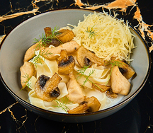 Паста с цыпленком и грибами