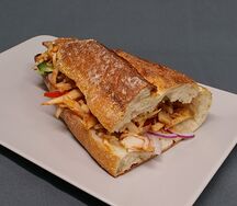 Шаурма с курицей в турецком хлебе
