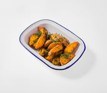 Жареный картофель с укропом и чесноком