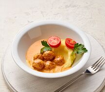 Куриные тефтельки в Томатно-сливочном соусе с картофельным пюре