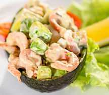 Авокадо с креветками