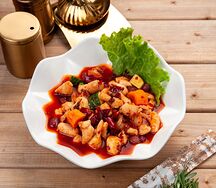 Курица с арахисом
