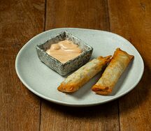 Спринг-роллы с древесными грибами