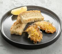 Запеченная импортная устрица под трюфельным соусом