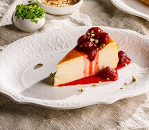 Запеченный чизкейк с домашним вареньем