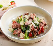 Салат с ростбифом