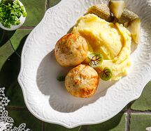 Рыбные котлеты с пюре