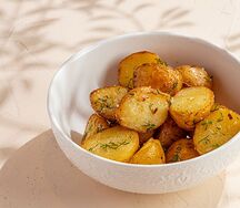 Запеченный беби-картофель