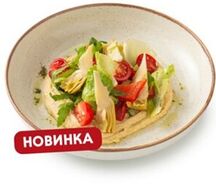Салат с хумусом и артишоками