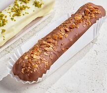 Эклер фундучный