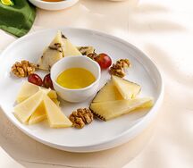 Сырная тарелка